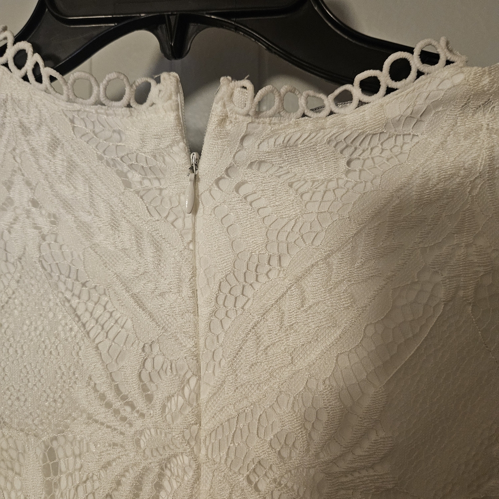 Chic White Lace Long Sleeve Dress - Picture 4 of 14